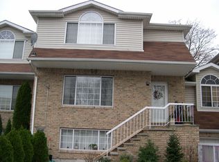 46 Wilton Ct, Staten Island, NY 10305