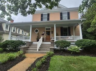 569 Maple Ave, Waynesboro, VA 22980