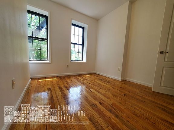 5th image of 496 Chauncey St Floor 2
