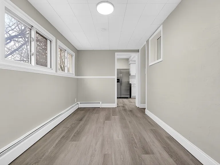 21007 Gardenview Dr — Photo 9