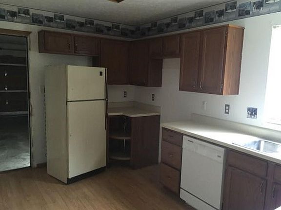 3rd image of 516 Tanninger Dr