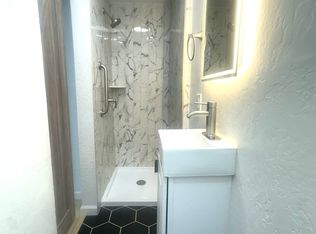 1336 N Pecan Ave, Reedley, CA 93654