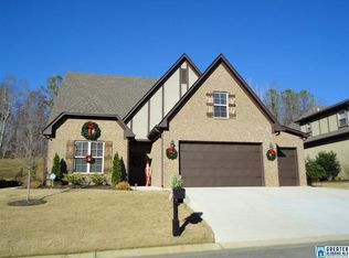 370 Strathaven Dr, Pelham, AL 35124
