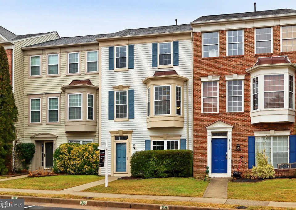 1st image of 43263 Chokeberry Sq