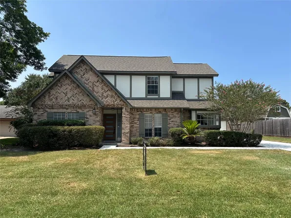 1013 Londonderry Ave, Friendswood, TX 77546