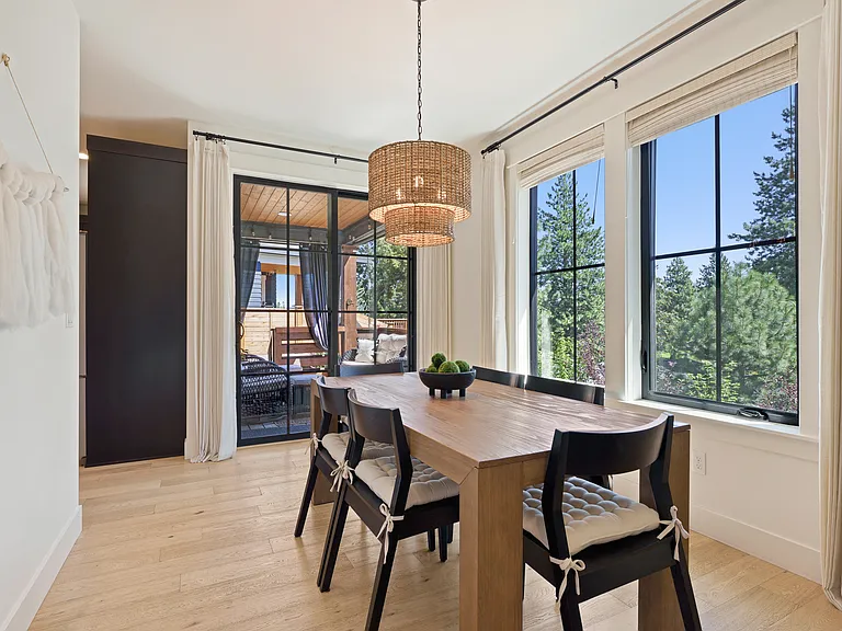 61000 SE Crane Peak Ct — Photo 14