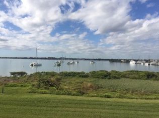 31 Harbour Isle Dr W UNIT 202, Fort Pierce, FL 34949