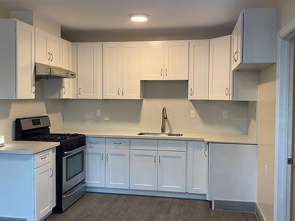 4th image of 10953 Markstay St