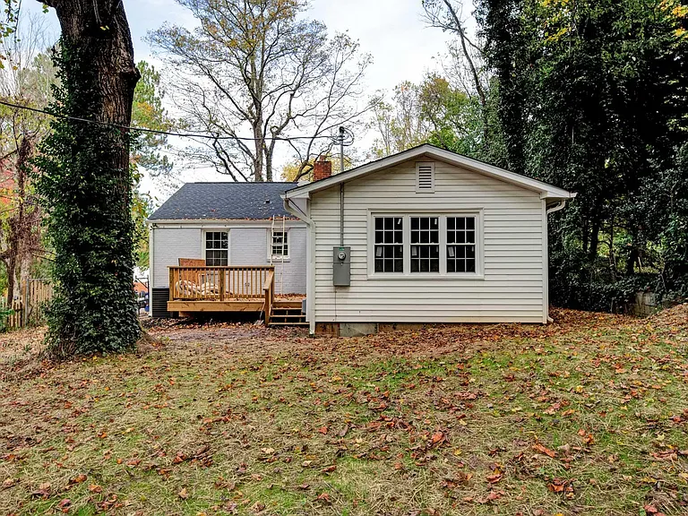 2451 Boone Ave — Photo 25