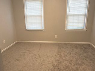5533 Whistlewood Ln, Charlotte, NC 28208