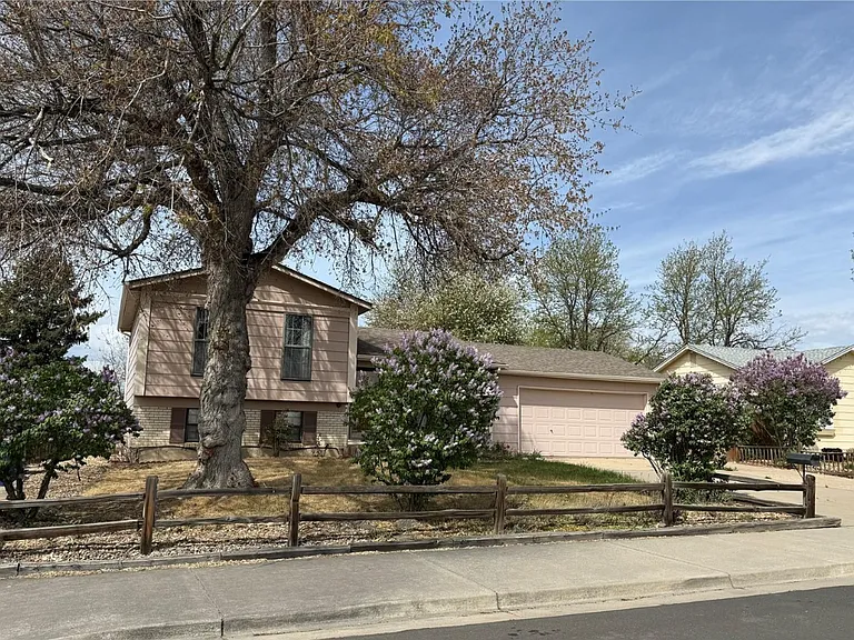 13521 Sheridan Blvd — Photo 2