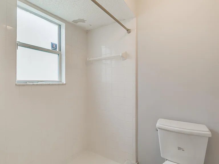 4172 Davie Ct — Photo 29