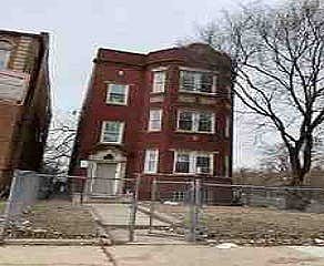 2nd image of 7500 S Emerald Ave