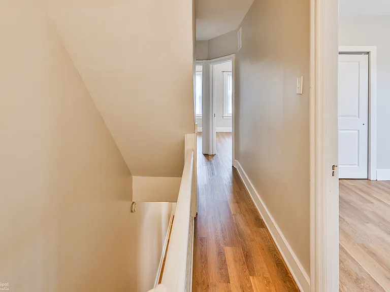 421 Union St — Photo 24