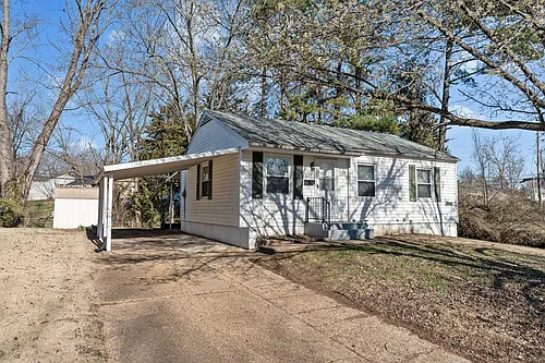 317 Cameron Rd Photo 1