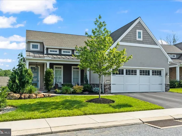 1205 Mosaic Dr, Lebanon, PA 17042