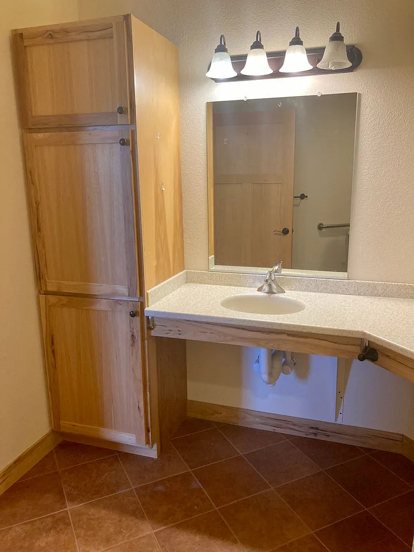 Building Photo - 2314 Aurora Cir
