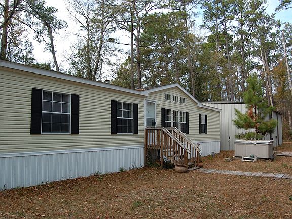 3/2 Mobile Home & Hottub