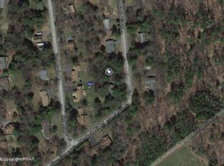 Hemlock Ln, Pocono Pines, PA 18350