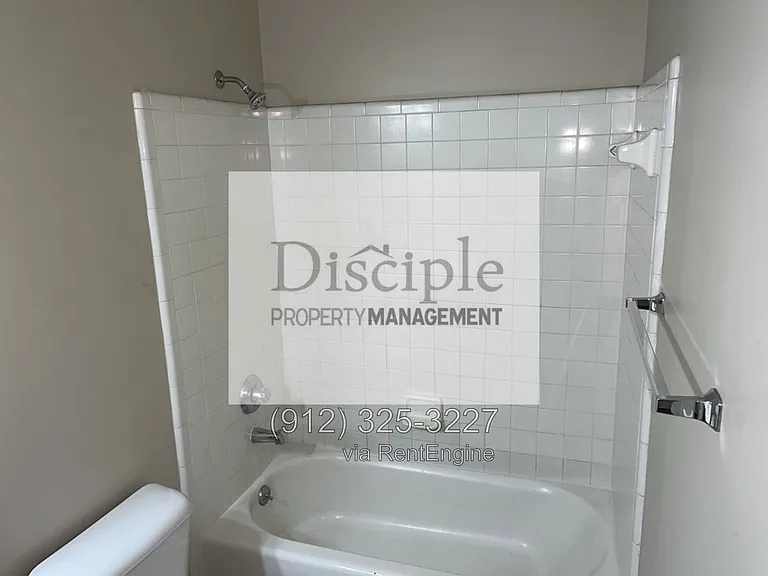 22 E Dubois St #7B — Photo 16