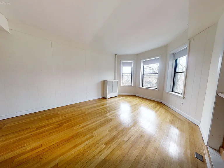 1137 Commonwealth Ave #3 — Photo 3