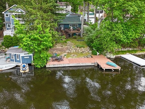 4th image of 70 S Shore Rd