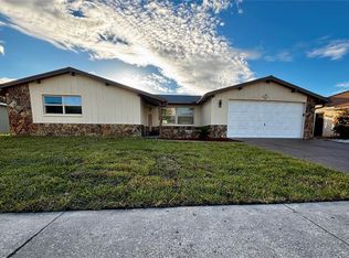 9001 Lido Ln, Port Richey, FL 34668