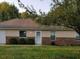 801 NE Pollard St, Lees Summit, MO 64086