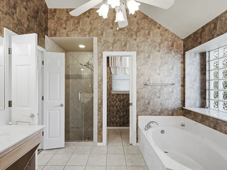 Primary Bath with Spa Soaking Tub, Separate Walk In Shower, Separate Toilet, Dedicated Vanity, Split His/Hers Sinks