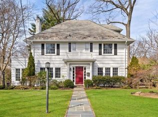 163 Brewster Rd, Scarsdale, NY 10583