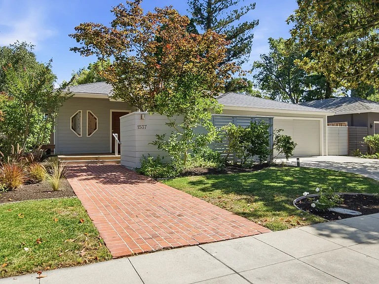 1537 Dana Ave — Photo 38