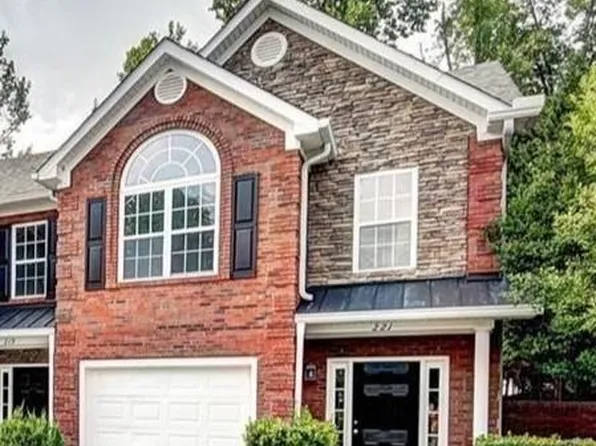221 Morris Ln, Woodstock, GA 30188