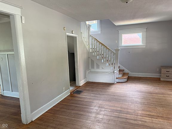 2nd image of 4140 N College Ave