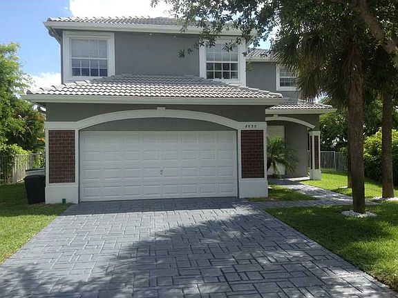 3rd image of 8030 NW 70th Ave