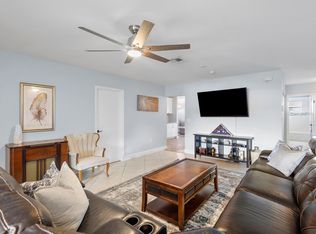 400 NW 49th St, Oakland Park, FL 33309