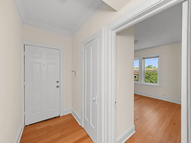 2347 W Fullerton Ave #3 — Photo 6