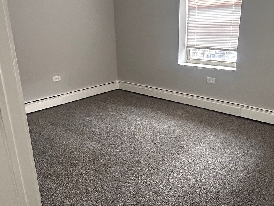 1st image of 7019 S Clyde Ave #F
