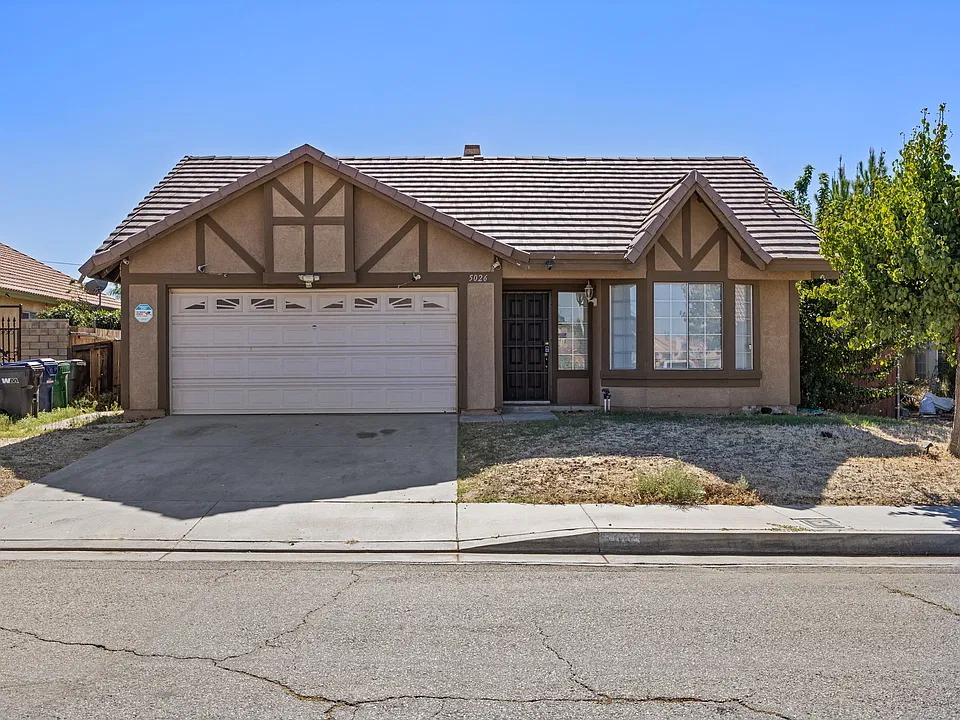 5026 Sunburst Dr
