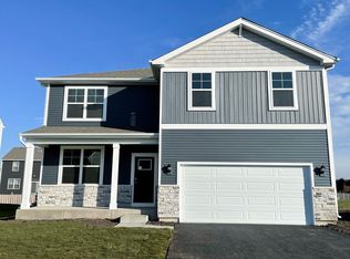 1678 Emma Ln, Pingree Grove, IL 60140