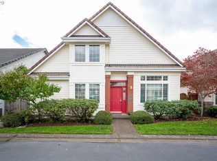 2040 Lake Wind Dr, Eugene, OR 97408