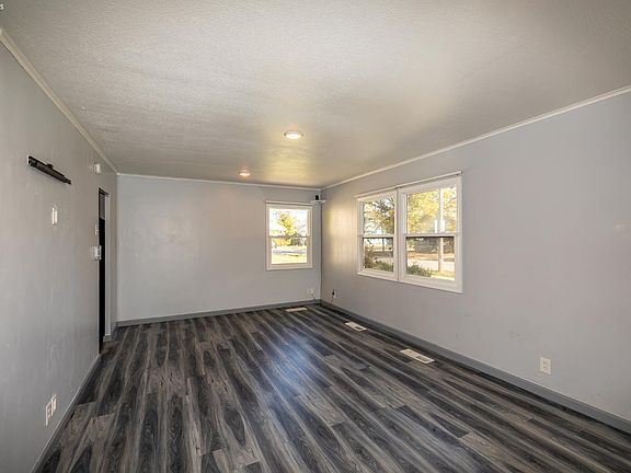 5th image of 207 Fairlawn Ave