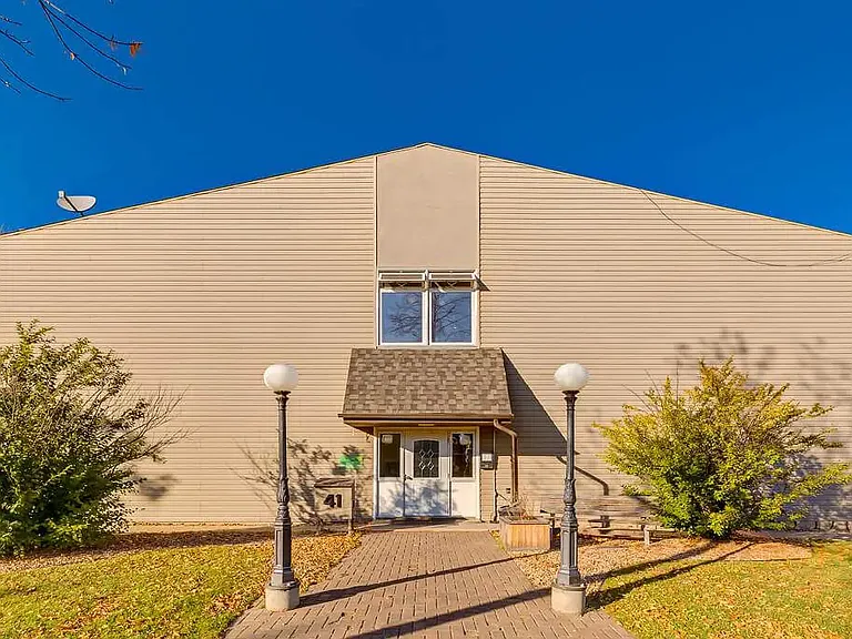 41 Grand Dr #101 — Photo 11