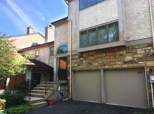 48 Woodmont Dr, Lawrence Twp, NJ 08648