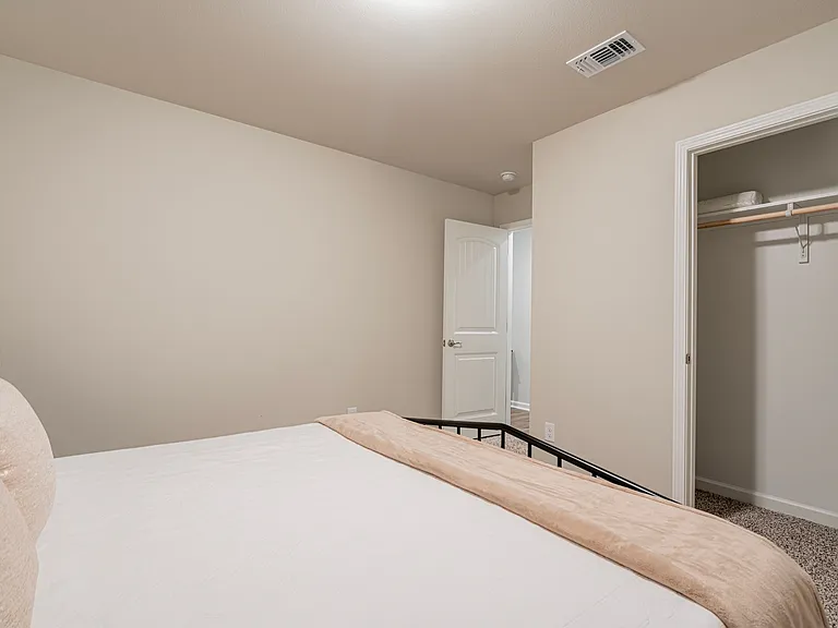 407 Broussard Hill Dr — Photo 7
