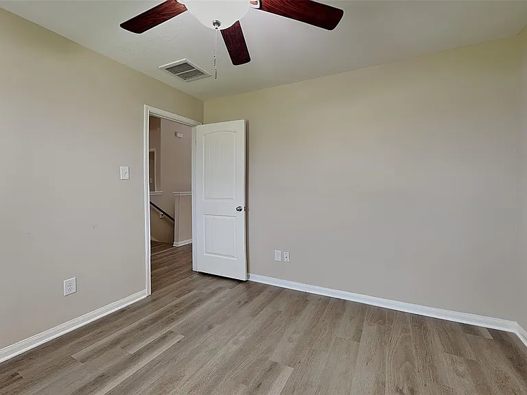 19554 Plantation Cove Ln — Photo 17