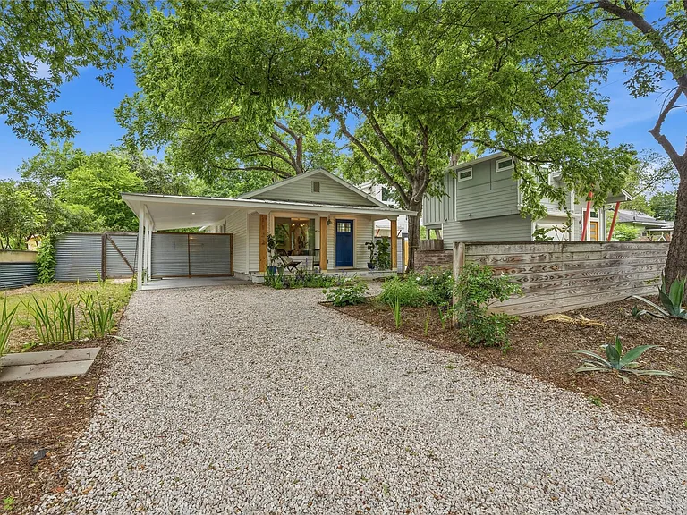 1122 Gunter St — Photo 2
