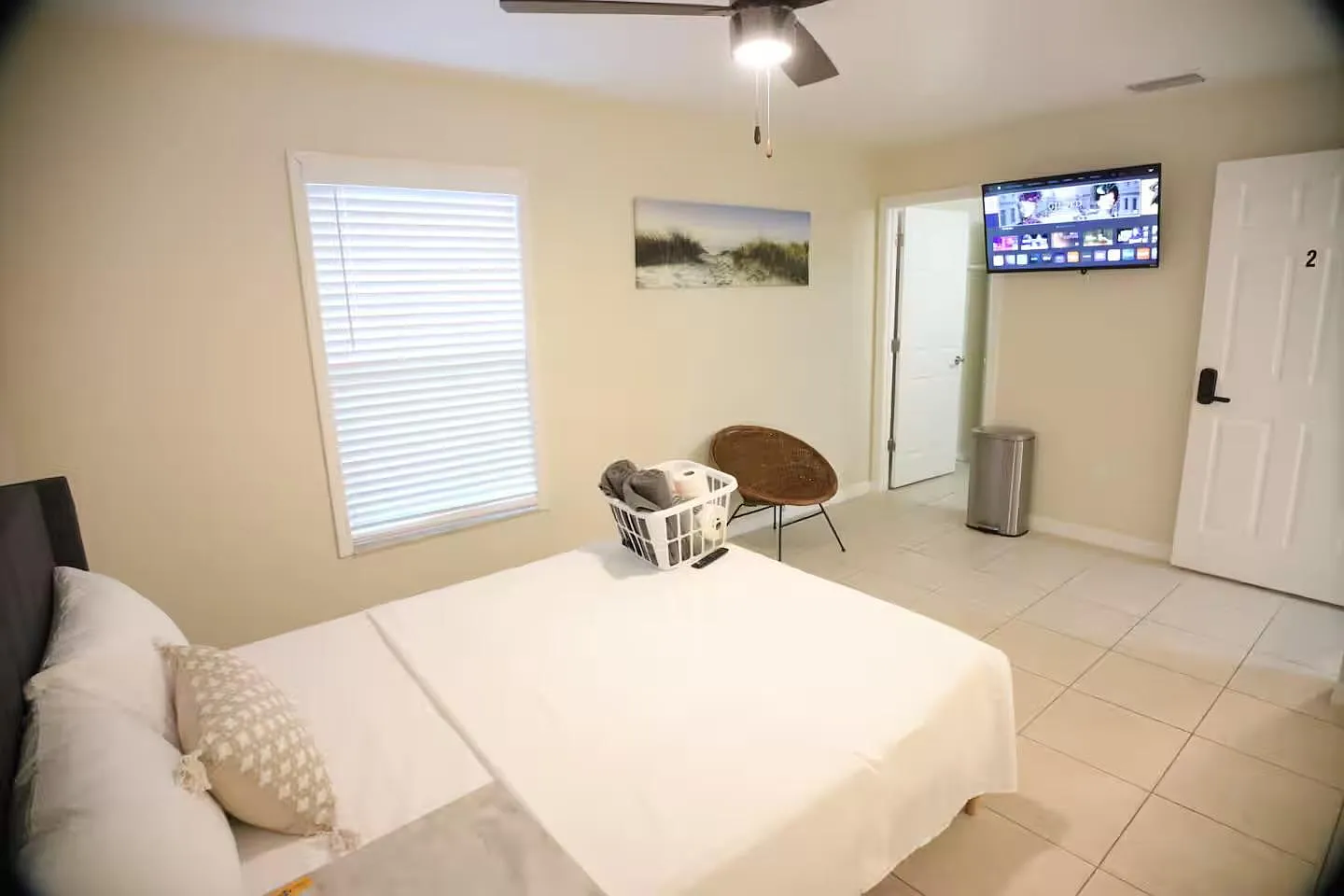 4 bed, 3.0 bath, 2000 sqft, $1,027 — Photo 2