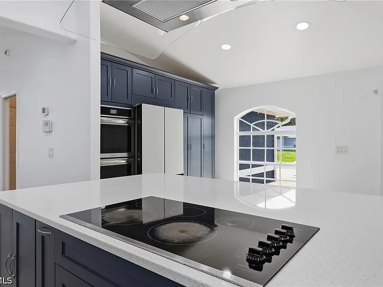 3016 SW 6th Pl — Photo 9