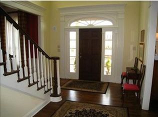 306 Scenic Ct, Coraopolis, PA 15108