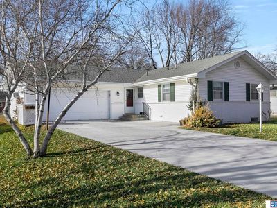 4621 S 46th St, Lincoln, NE, 68516